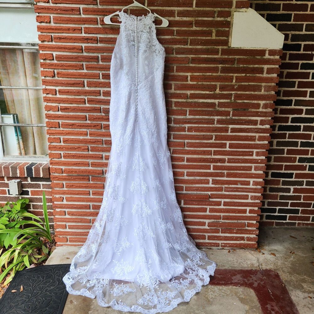 Lacey Wedding Dress White New Without Tags PP 18",Back 80" Front 60"